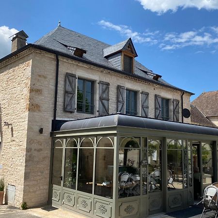 Manoir De Rieuzal Acomodação com café da manhã Loubressac Exterior foto