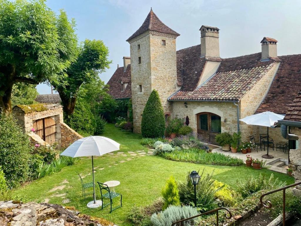 Manoir De Rieuzal Acomodação com café da manhã Loubressac Exterior foto