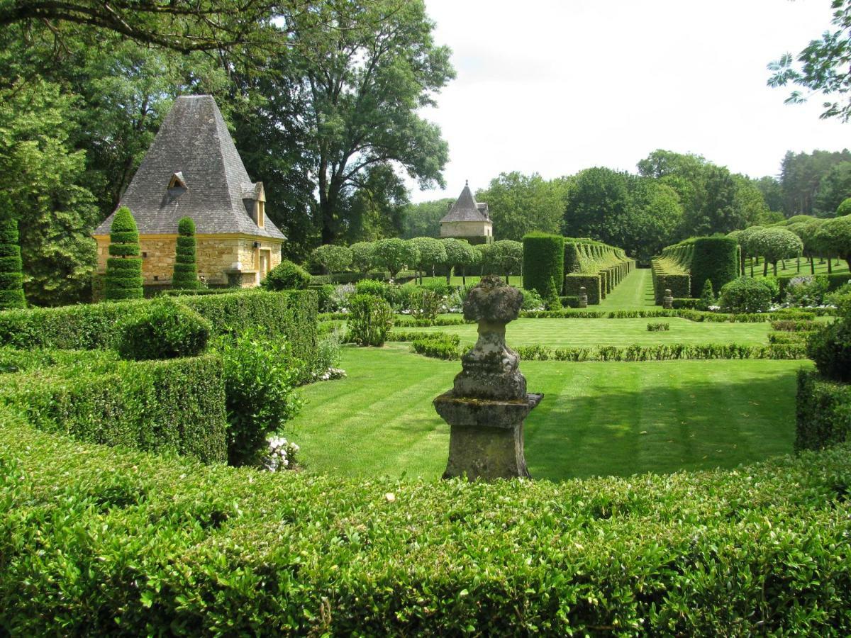 Manoir De Rieuzal Acomodação com café da manhã Loubressac Exterior foto