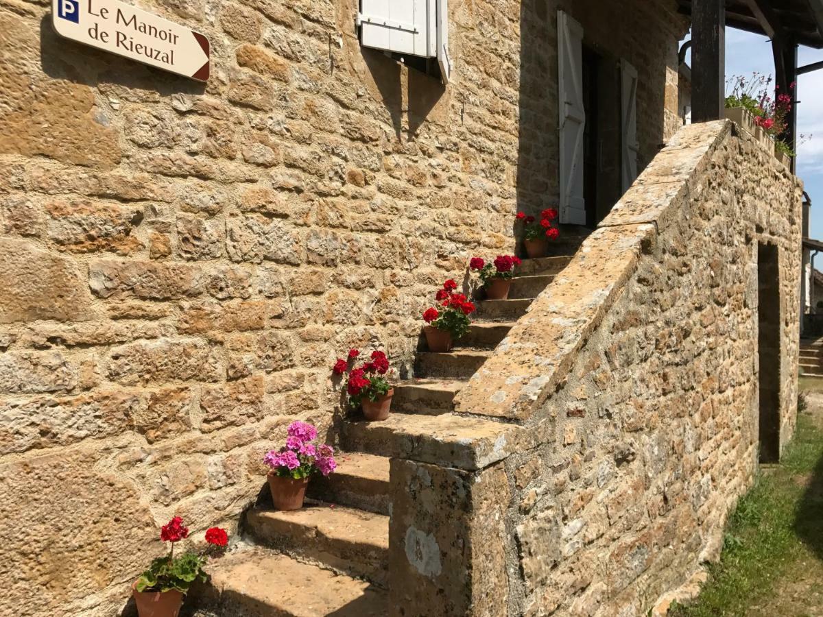 Manoir De Rieuzal Acomodação com café da manhã Loubressac Exterior foto
